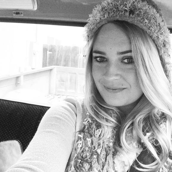 Meet your Posher, Lindsey - Picture 1 of 1